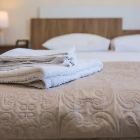 Luxury Skyline Apartment Pelekas